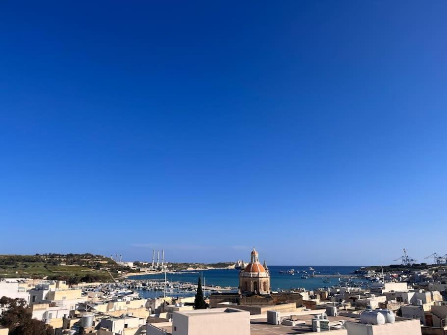 Marsaxlokk 3 Bedroom Penthouse Екстер'єр фото